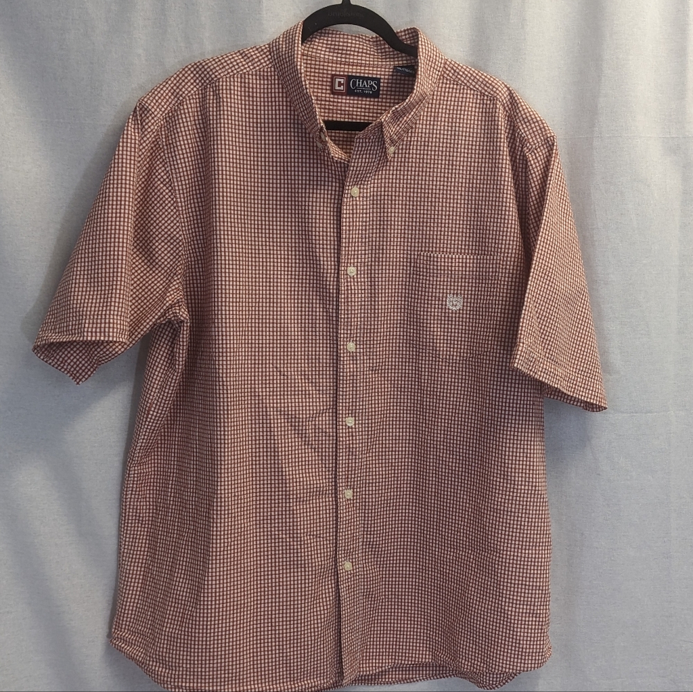 Chaps XXL Searsucker Short Sleeved Button Down Red/White
